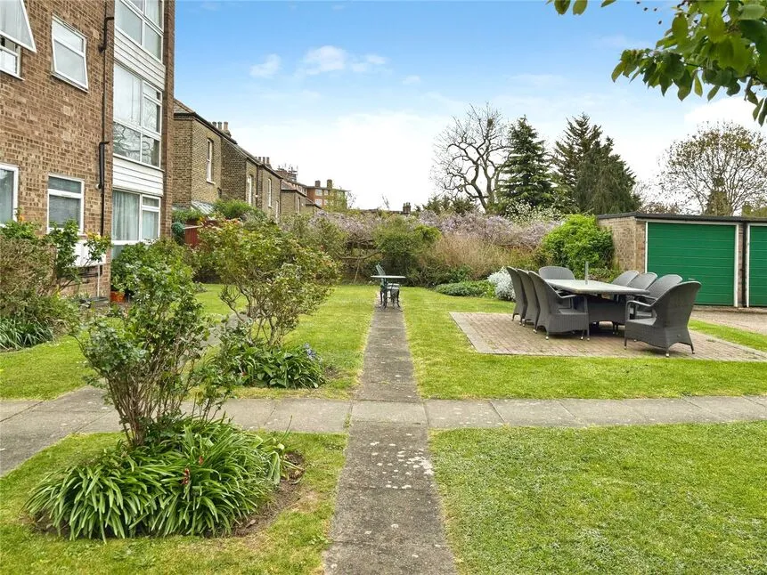 Laburnum Place, Elderslie Road, London, SE9, photo 4