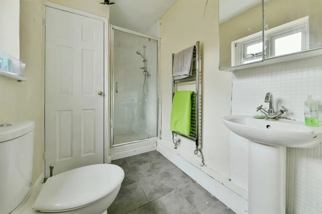 Marshgate Drive, Hertford, photo 9