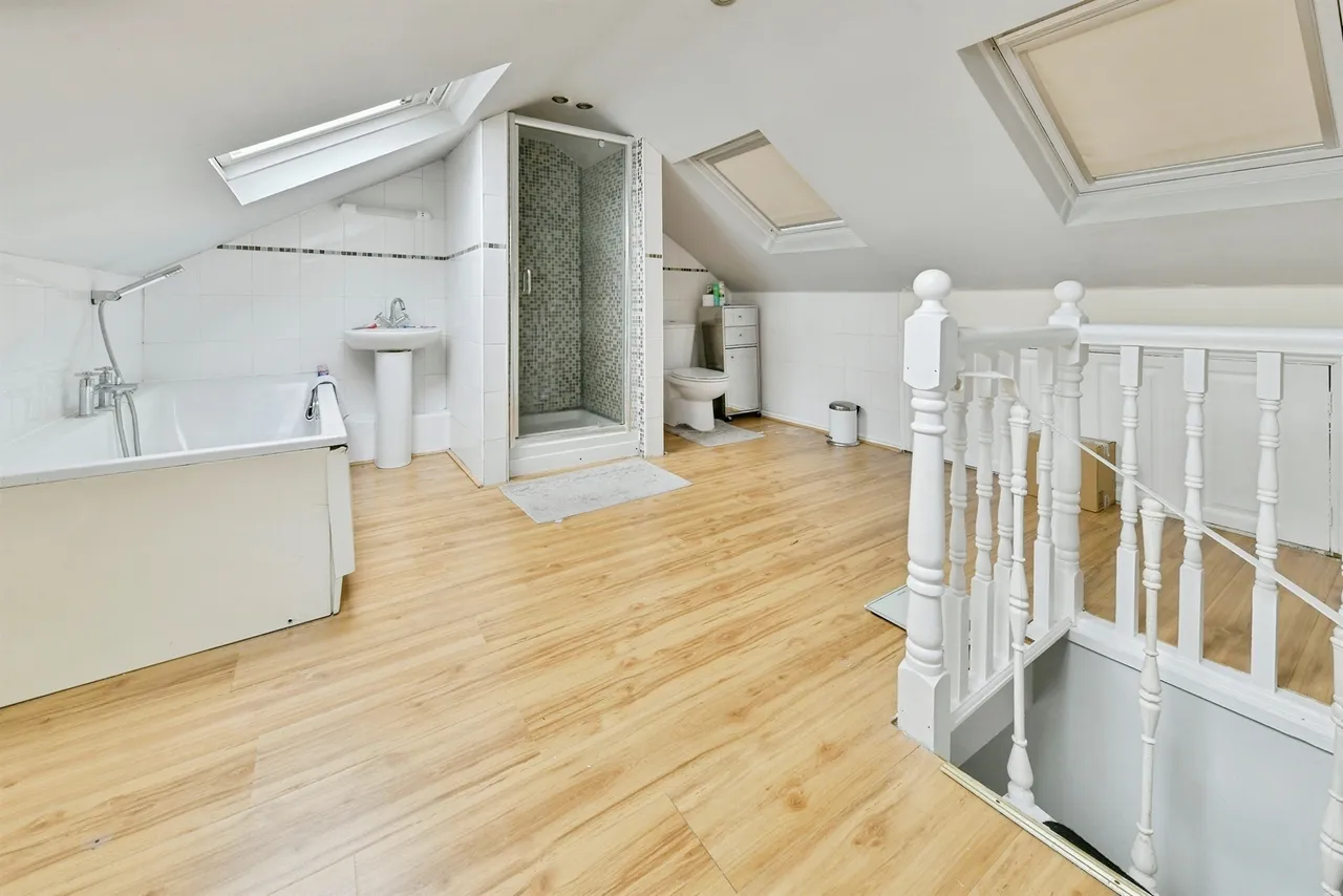 Marshgate Drive, Hertford, photo 7
