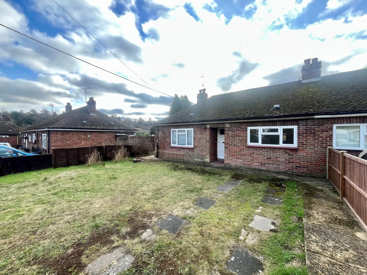 2 bed house to rent — Fir Close, Mundford