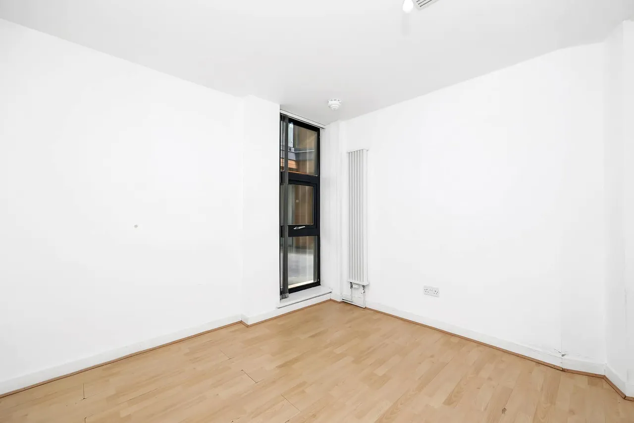 10 Hallings Wharf Studios, 1 Channelsea Road, London, Greater London, E15 2SX, photo 4