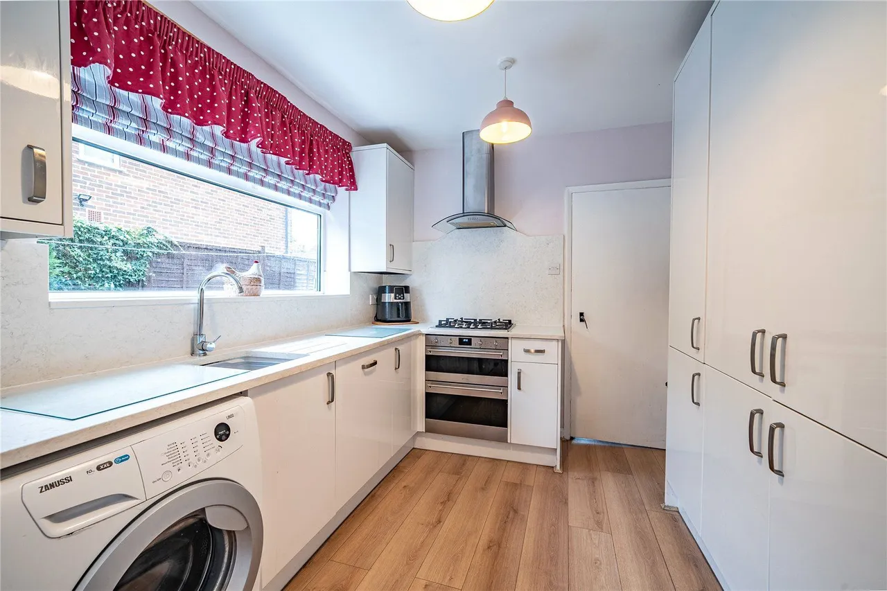 Bentcliffe Gardens, Leeds, LS17, photo 20