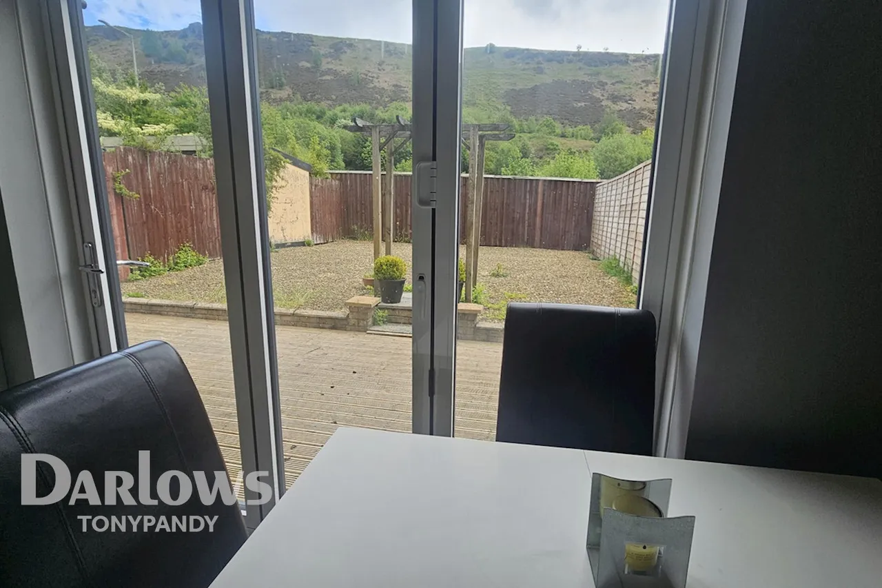 2 bed house for sale, Grove House Court, Pontygwaith, CF43