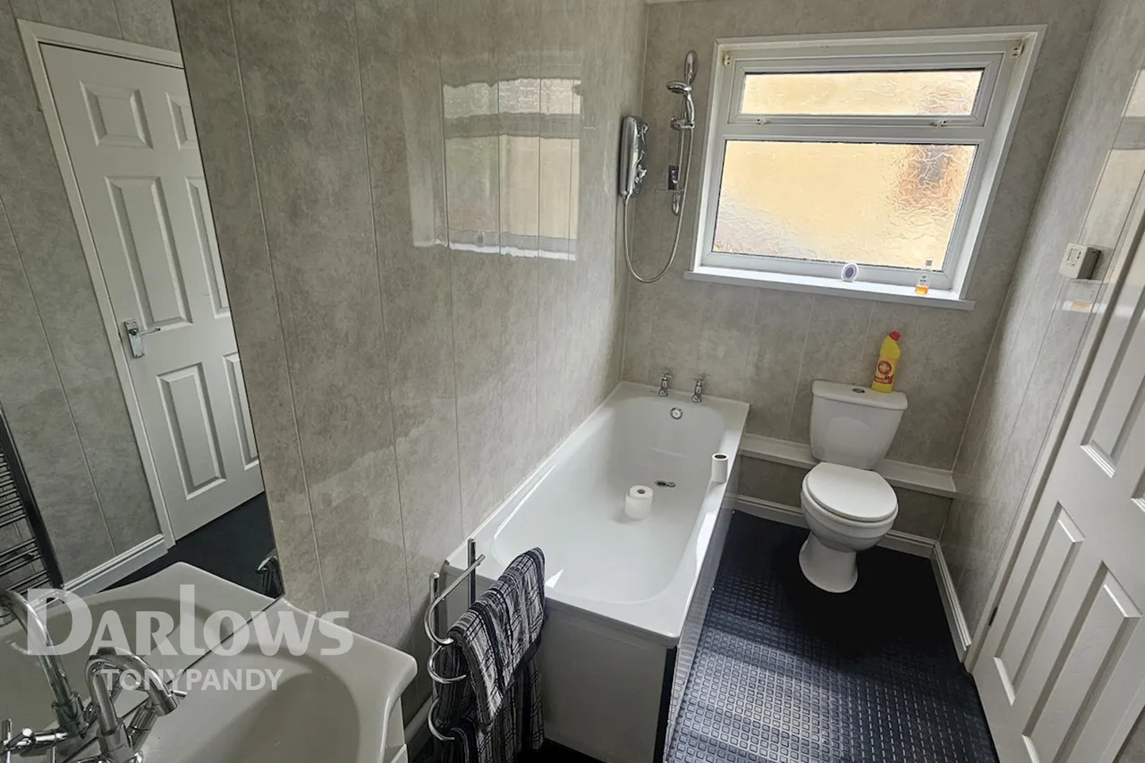 Grove House Court, Pontygwaith, CF43, photo 10
