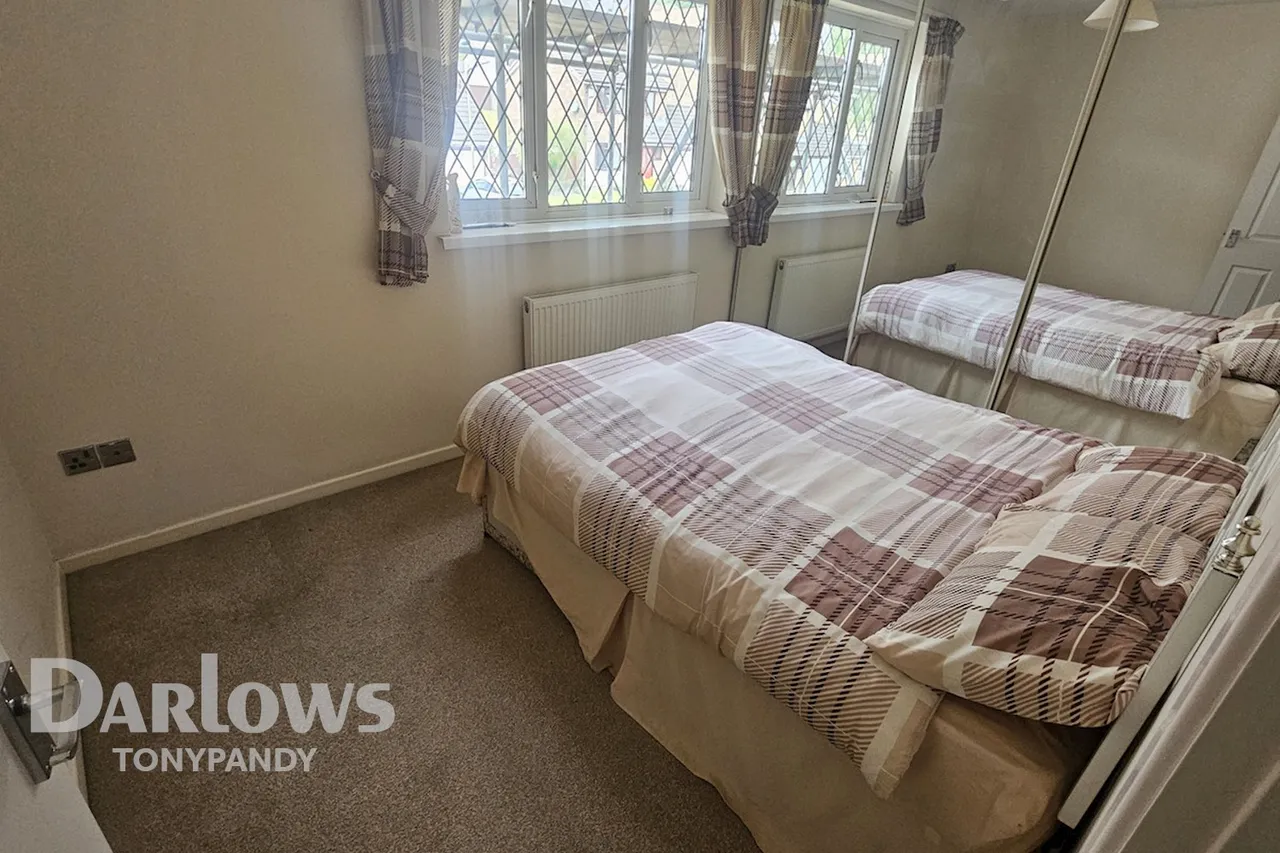 Grove House Court, Pontygwaith, CF43, photo 11