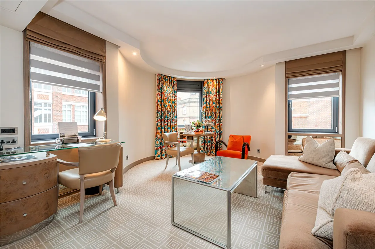 Welbeck Street, Marylebone, W1G, photo 3
