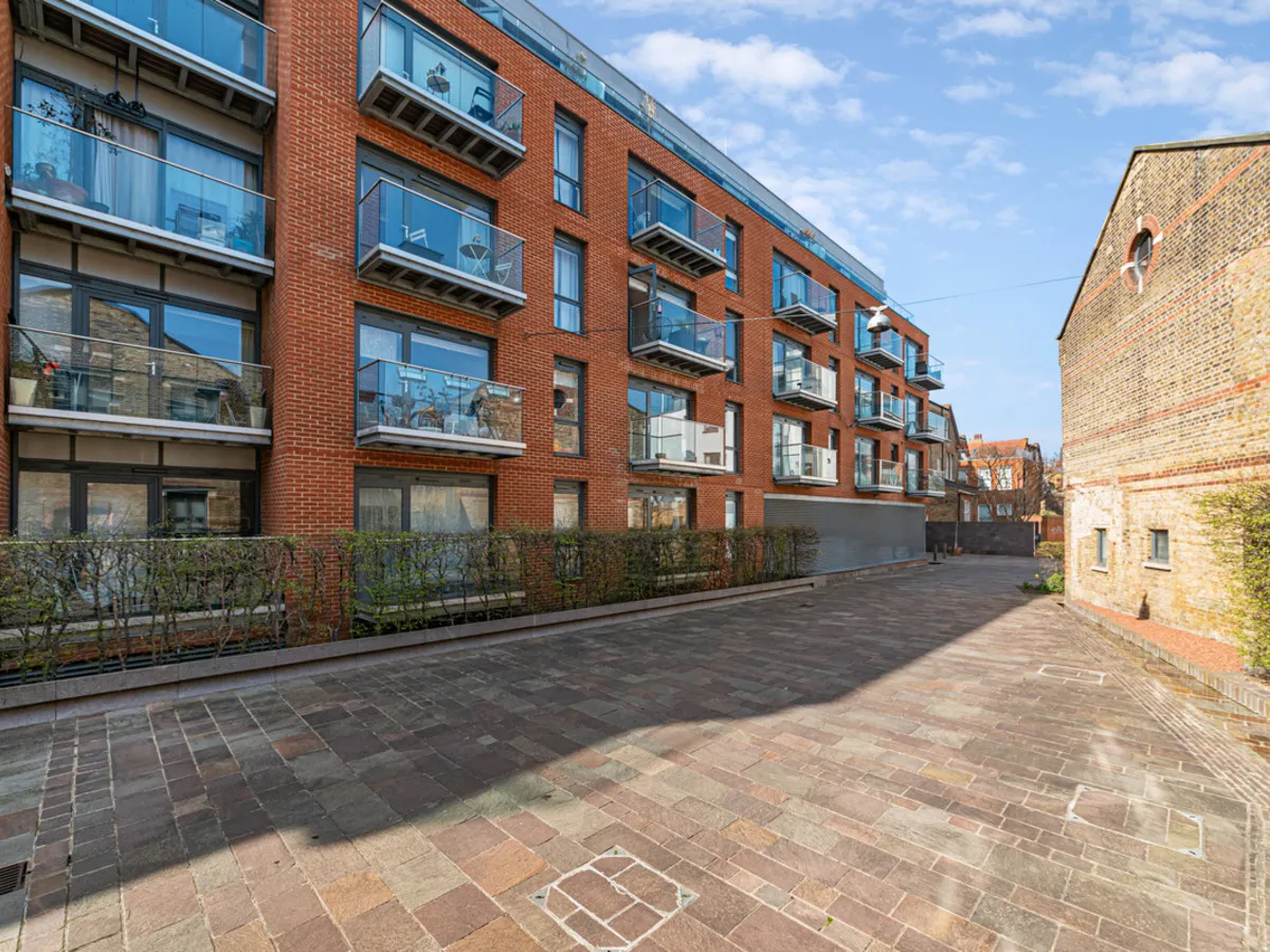 Macaulay Road, London, SW4, photo 13