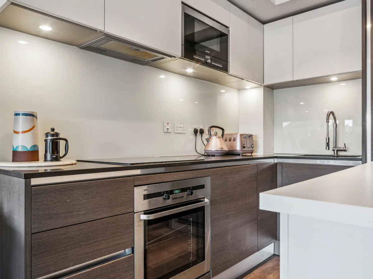 Macaulay Road, London, SW4, photo 10