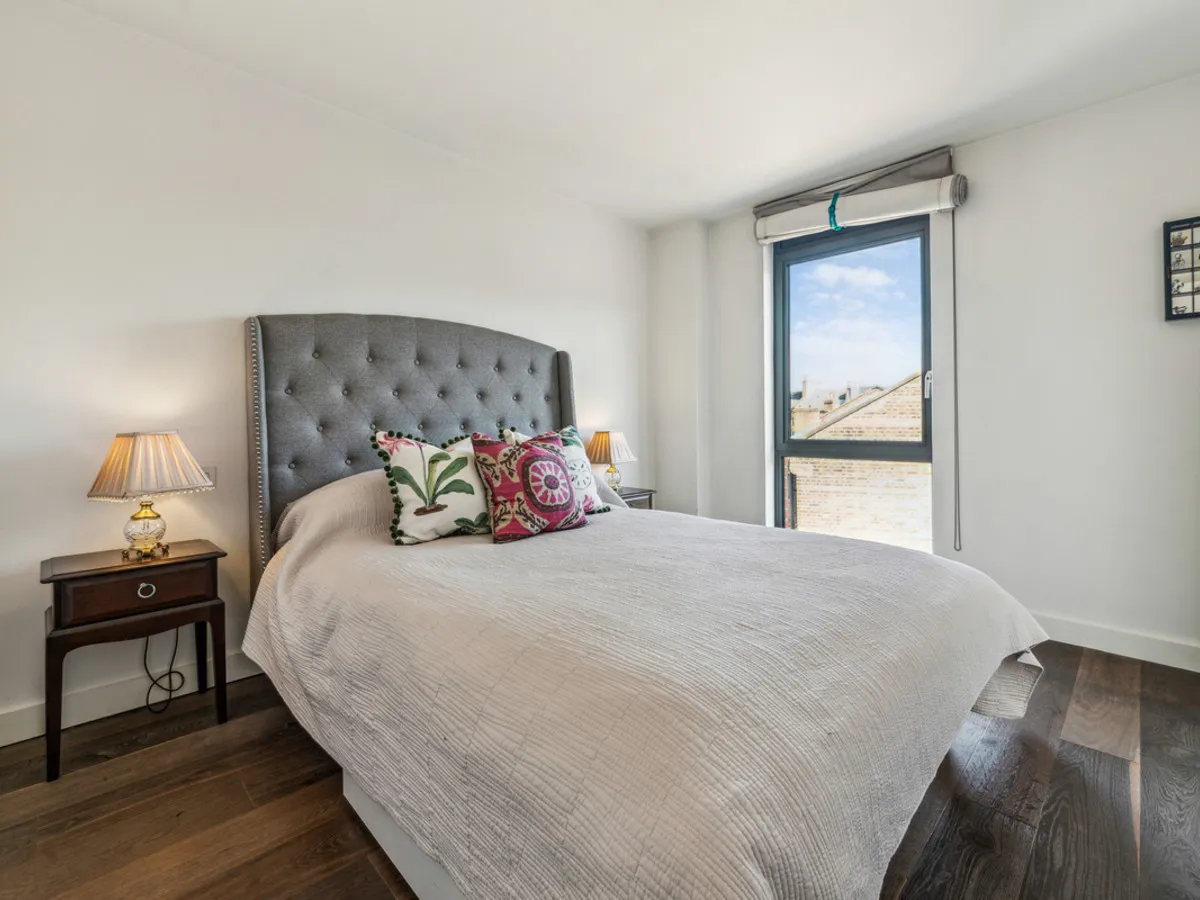 Macaulay Road, London, SW4, photo 5