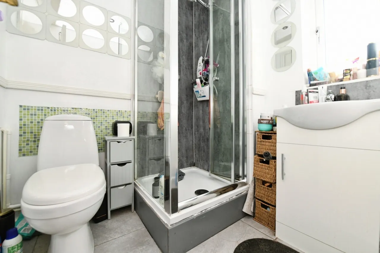 Warren Drive, Basildon, Essex, SS14, photo 11
