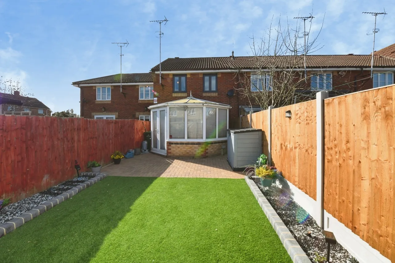 Warren Drive, Basildon, Essex, SS14, photo 4