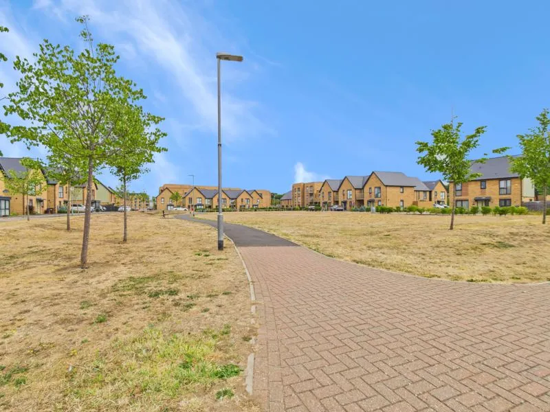 Falcon Avenue, South Ockendon, RM15, photo 14