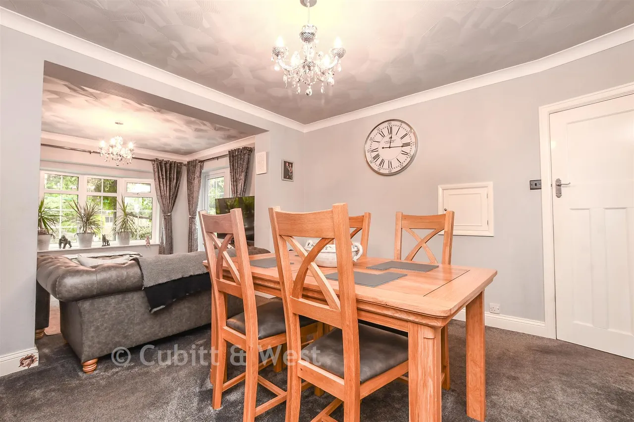 Nutfield Road, Merstham, RH1, photo 6
