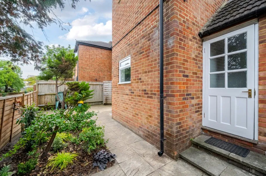 Guildford, GU1, photo 20
