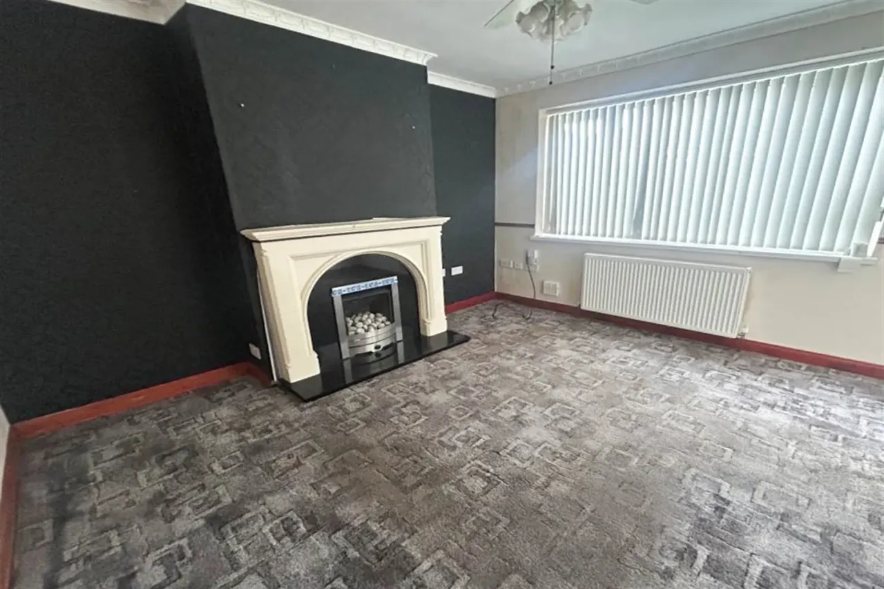 Lyngrove, Ryhope, SR2, photo 2