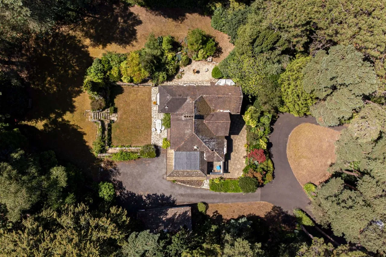 Martello Road, Branksome Park, Poole, Dorset, BH13 7DH, photo 4