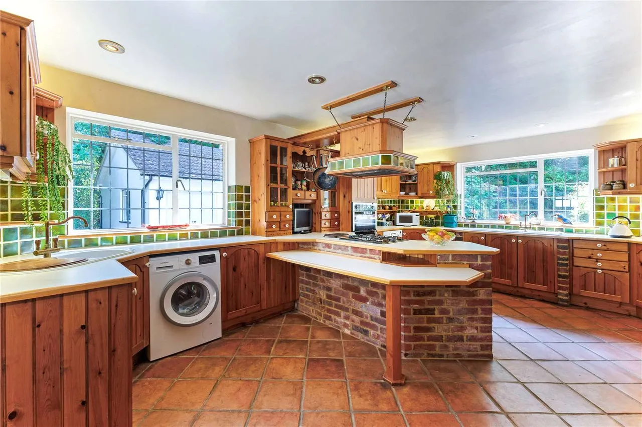 Martello Road, Branksome Park, Poole, Dorset, BH13 7DH, photo 12