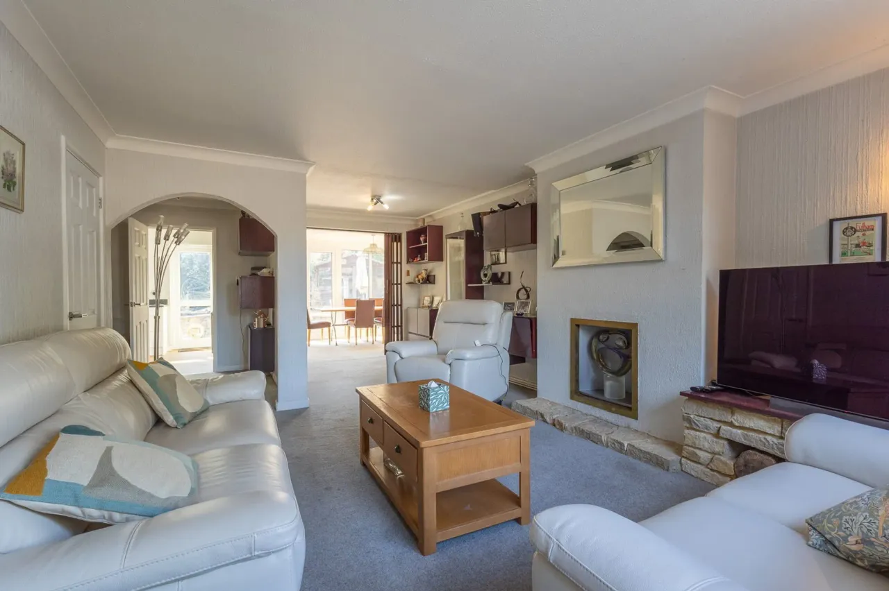 Lindley Road, Walton-on-thames, KT12 3EZ, photo 5