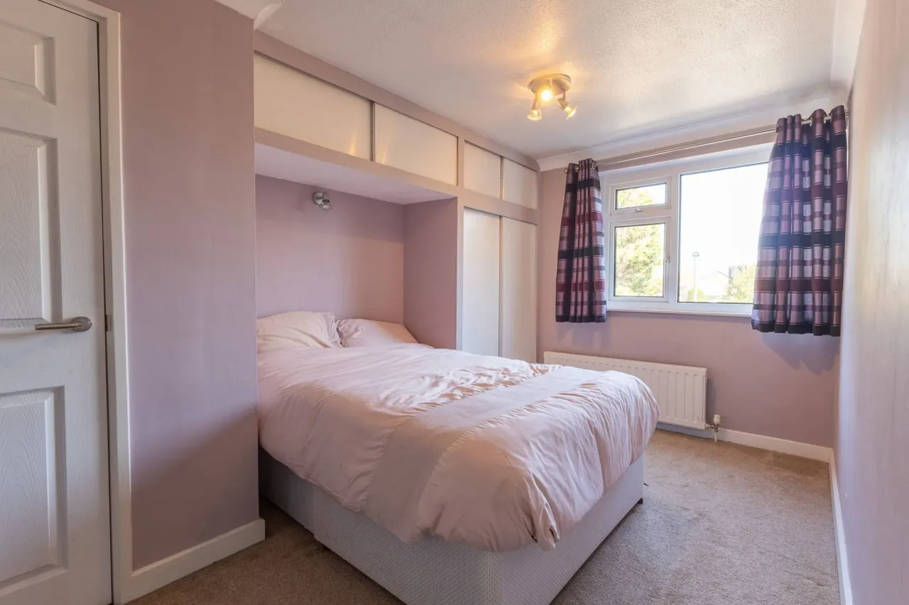 Lindley Road, Walton-on-thames, KT12 3EZ, photo 13