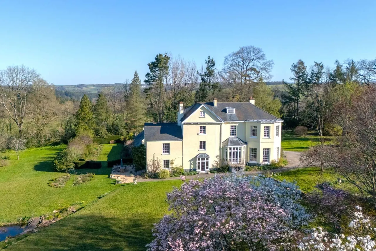 Eggesford, Chulmleigh, Devon, EX18 7QU, photo 2