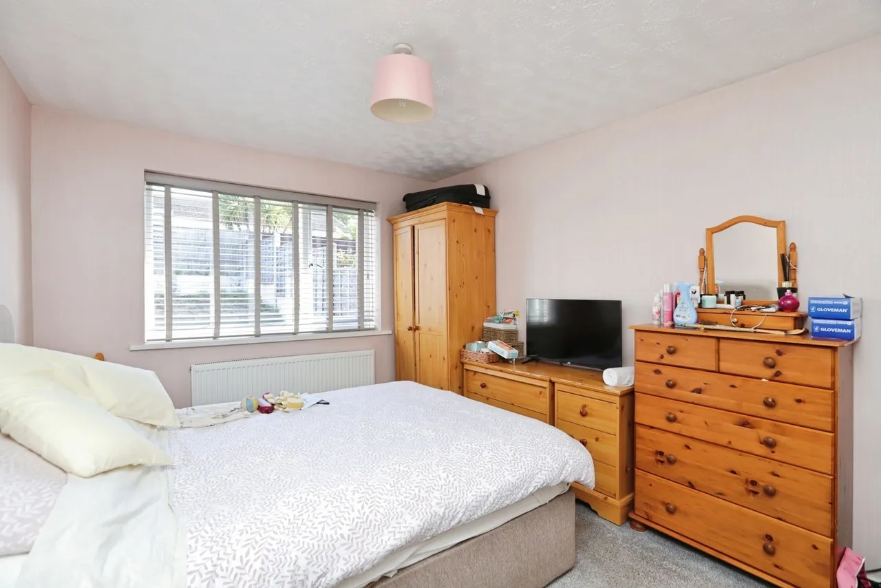 Rossetti Mount, Flanderwell, Rotherham, South Yorkshire, S66, photo 15