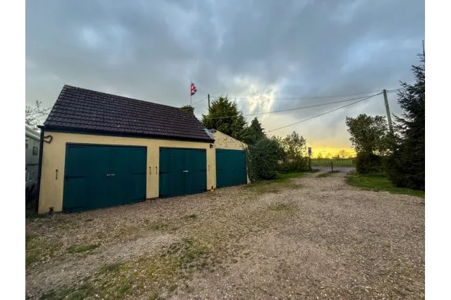 Walkerith Road, East Stockwith, DN21, photo 2