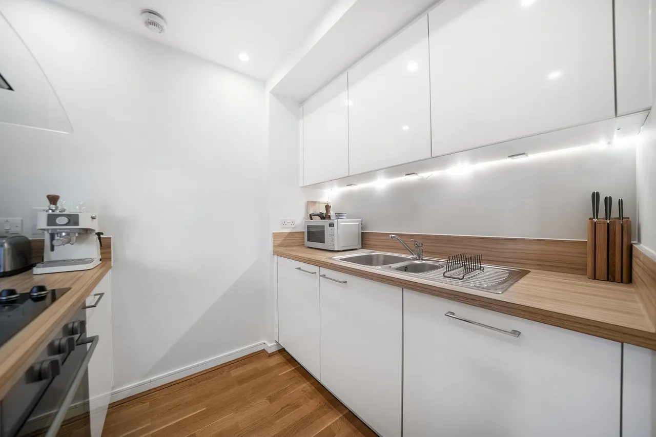 Chartfield Avenue, London, SW15, photo 9
