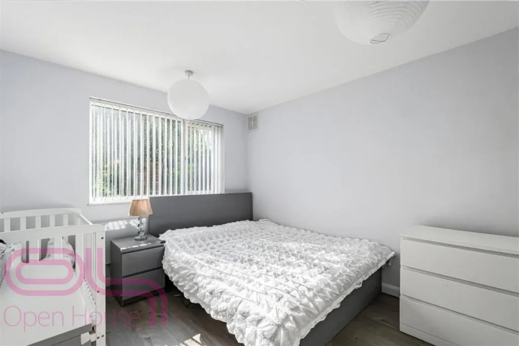 Curtis Road, Whitton, TW4, photo 3