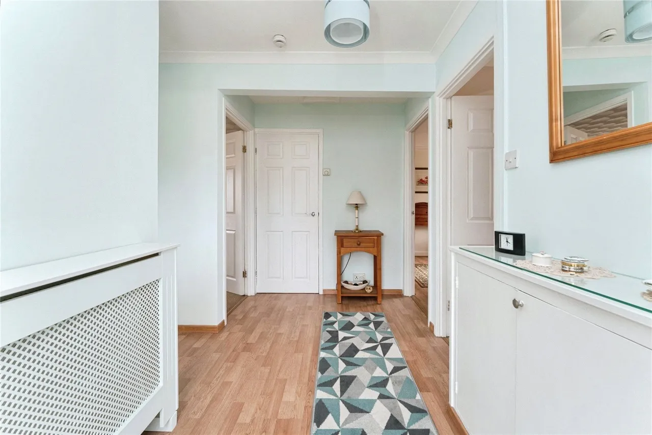 Glebe Way, Haddenham, Ely, Cambridgeshire, CB6, photo 3