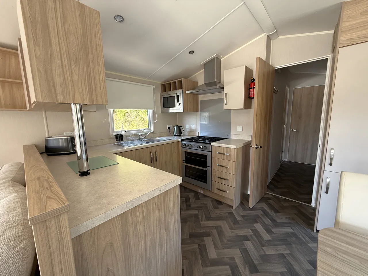 Kingfisher Drive, Drimsynie Holiday Village, PA24, photo 9