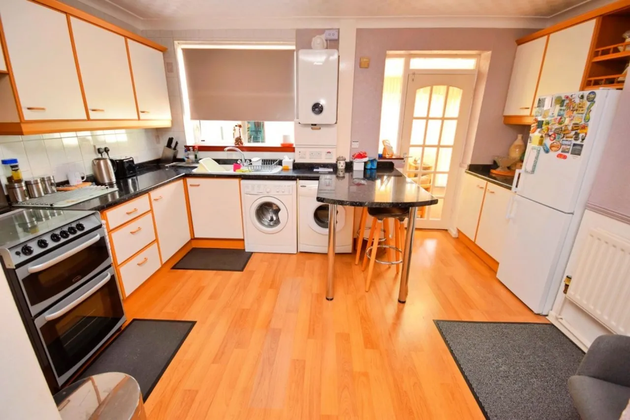 Highwood Avenue , Solihull, photo 10