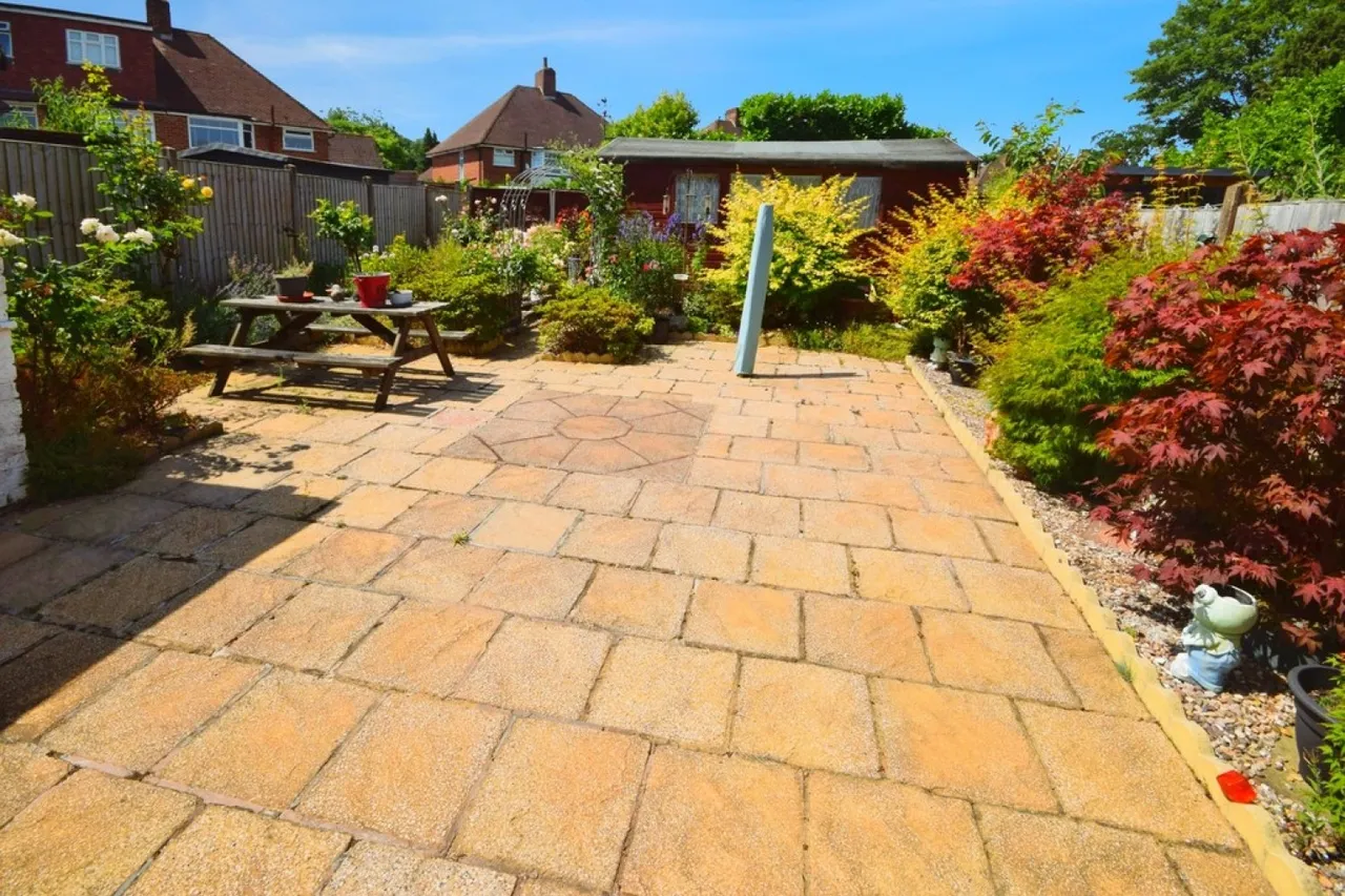 Highwood Avenue , Solihull, photo 7