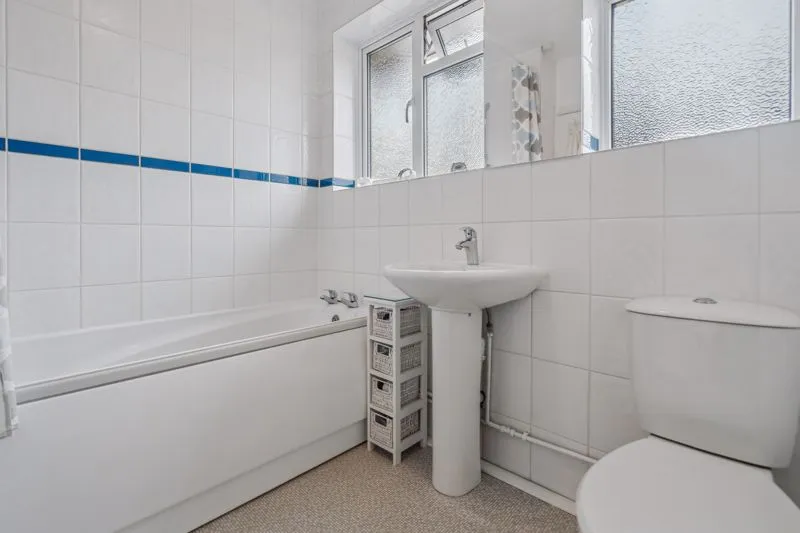 Penn Court Lock Road, Marlow SL7 1QR, photo 7