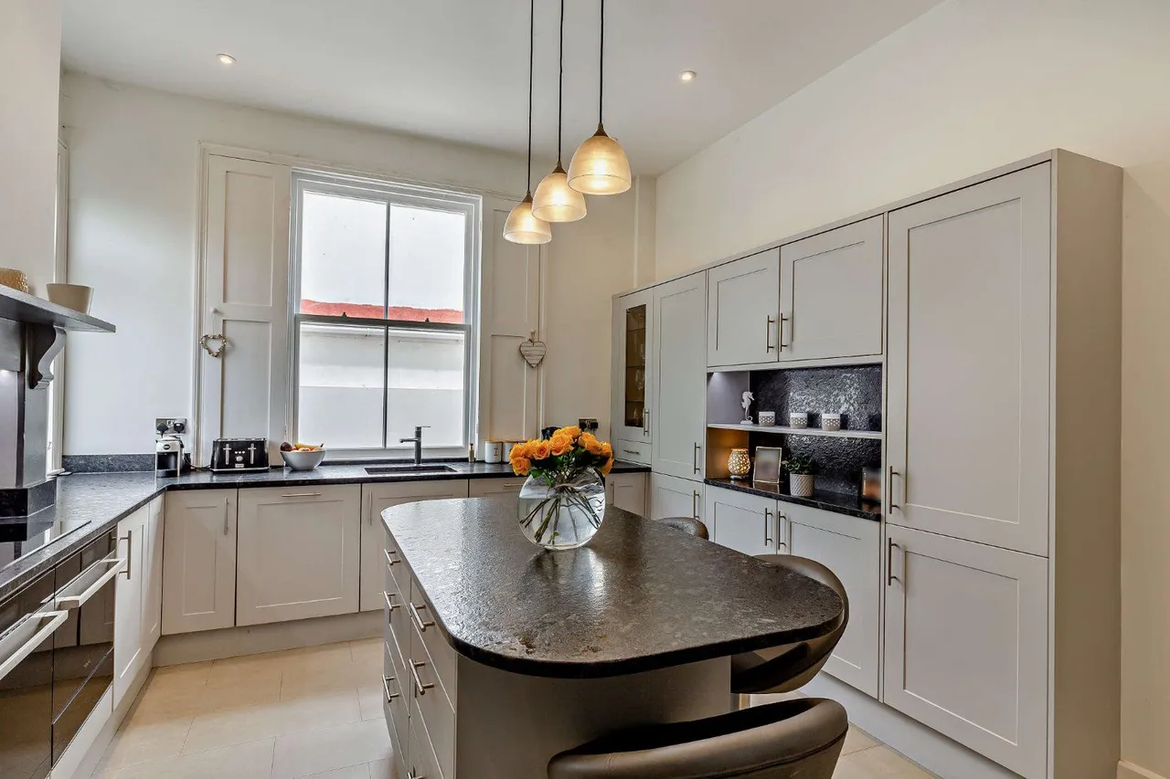 Exeter Road, Dawlish, Devon, EX7 0AG, photo 9