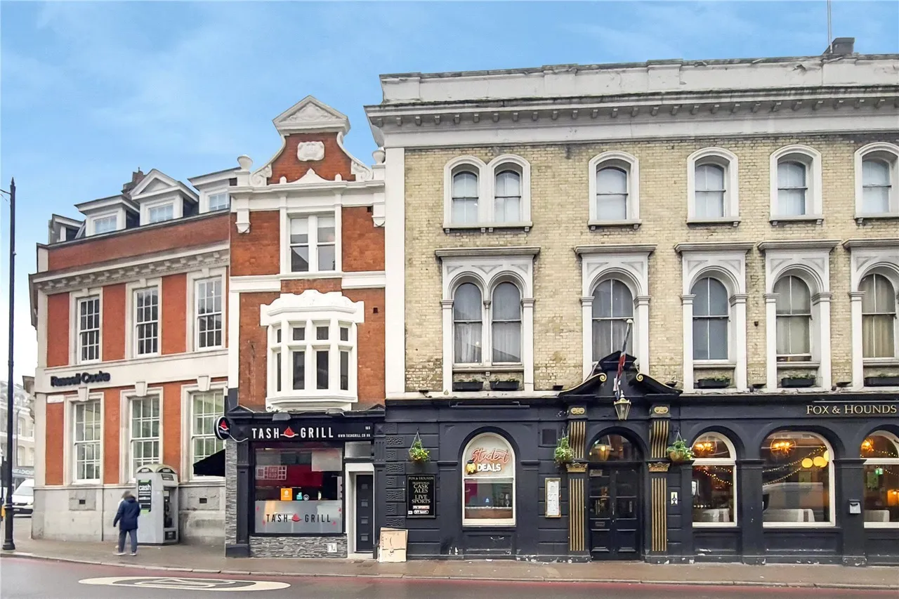 Upper Richmond Road, London, SW15, photo 8
