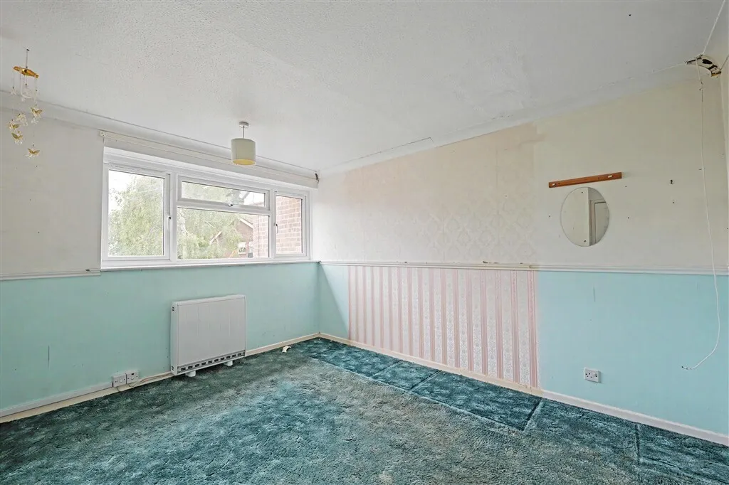 Court Close, Calmore, SOUTHAMPTON, photo 8