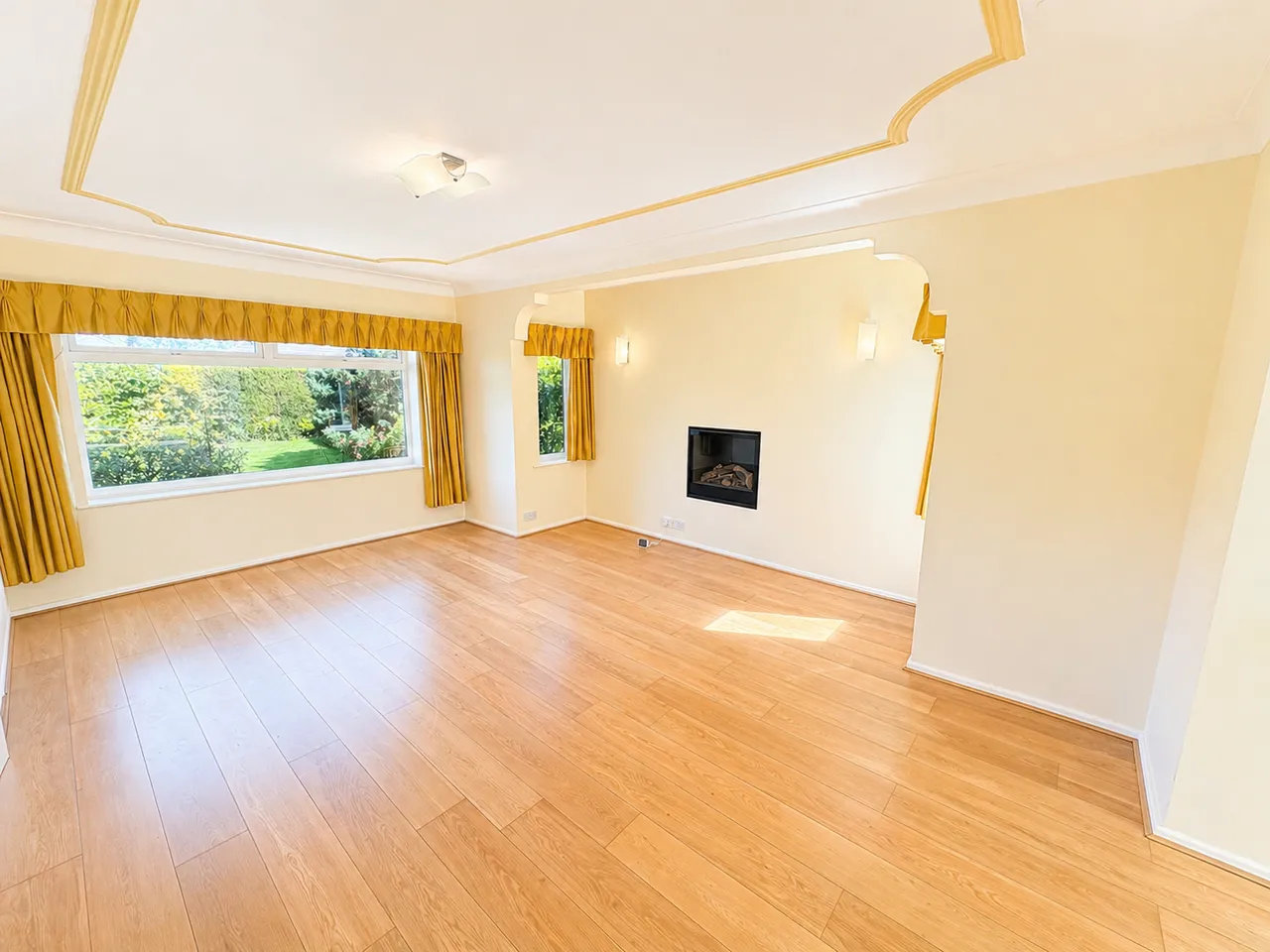 Harewood Avenue, Sale, M33, photo 6