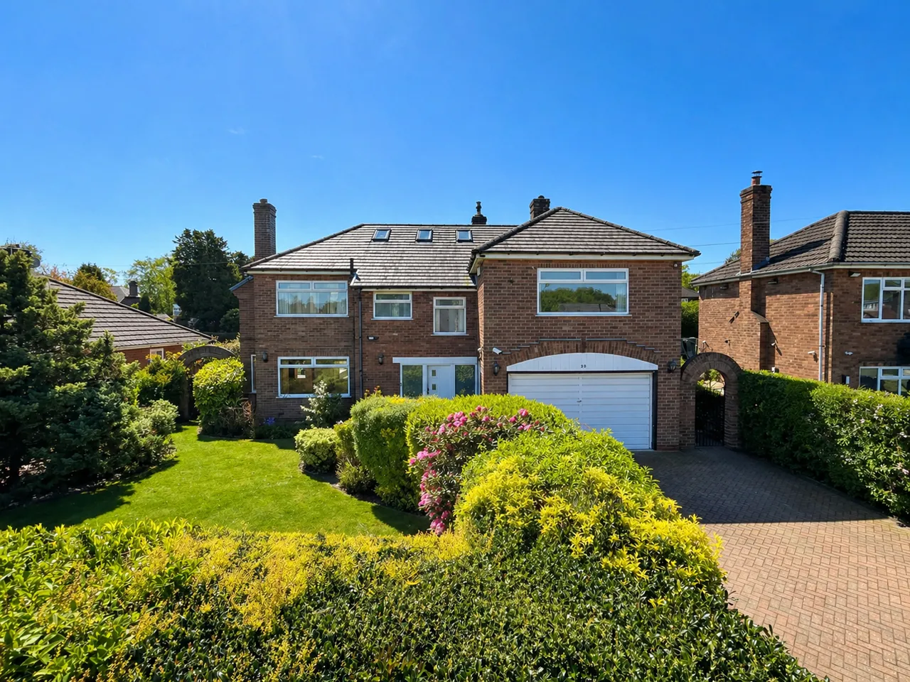 4 bed house for sale, Harewood Avenue, Sale, M33