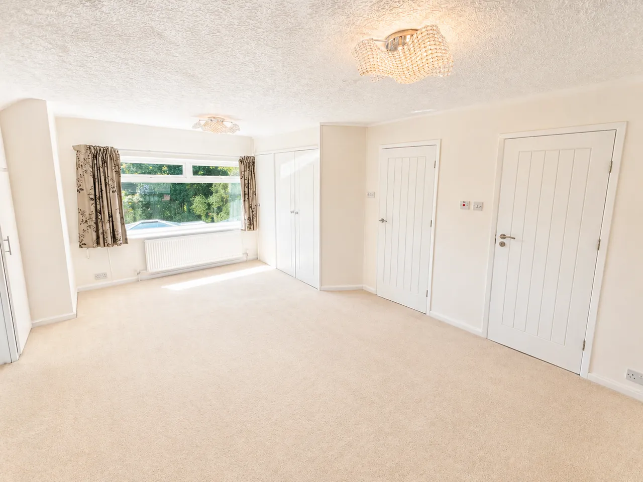 Harewood Avenue, Sale, M33, photo 15