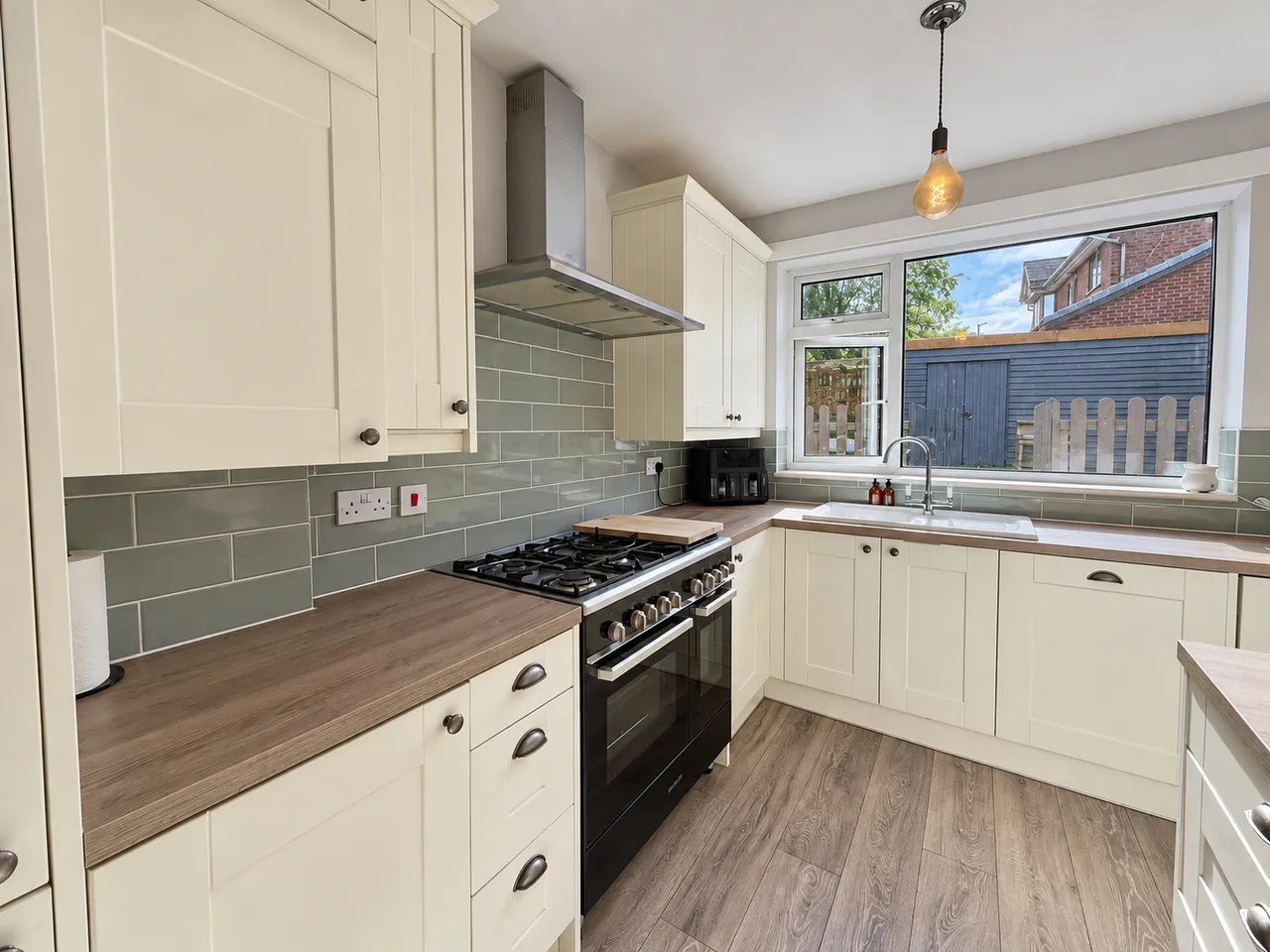 Cedar Avenue, Whitefield, M45, photo 7