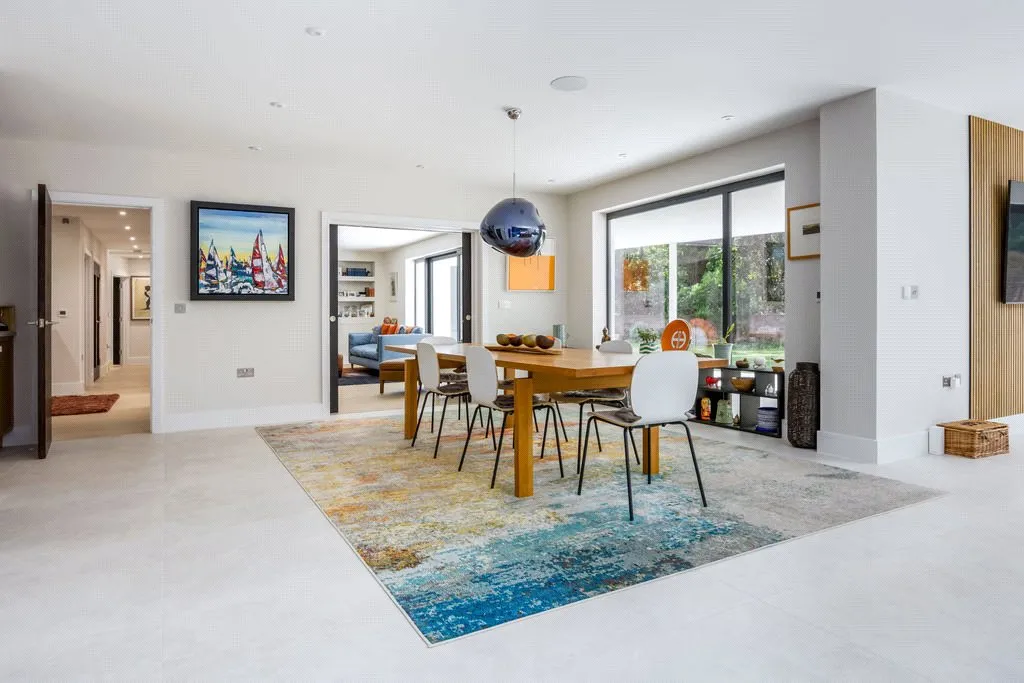 Rothesay Drive, Highcliffe, BH23, photo 7