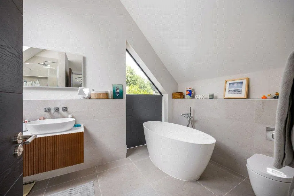 Rothesay Drive, Highcliffe, BH23, photo 16
