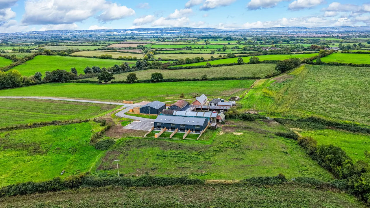 Burston Ridge Farm, Rowsham, HP22, photo 12
