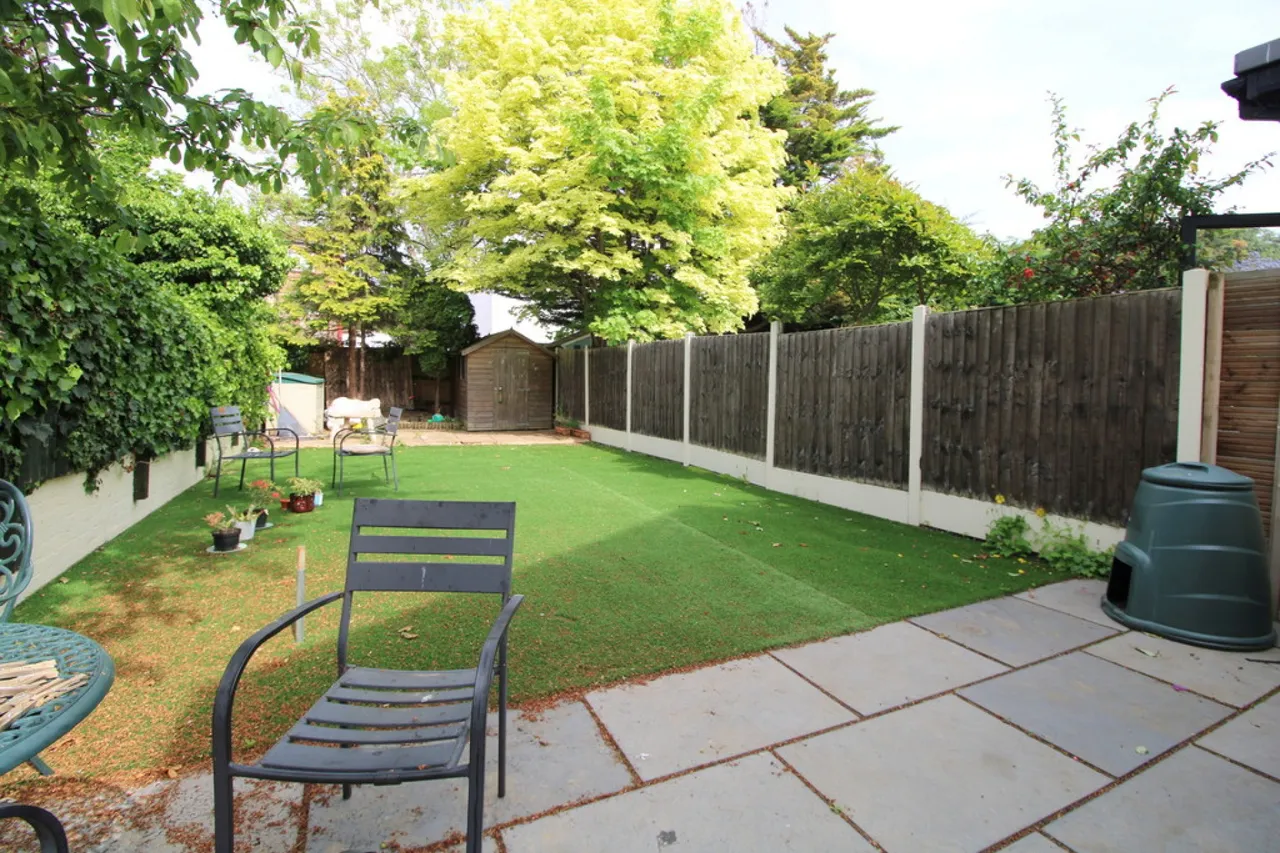 Clarendon Road, Ashford, TW15, photo 18