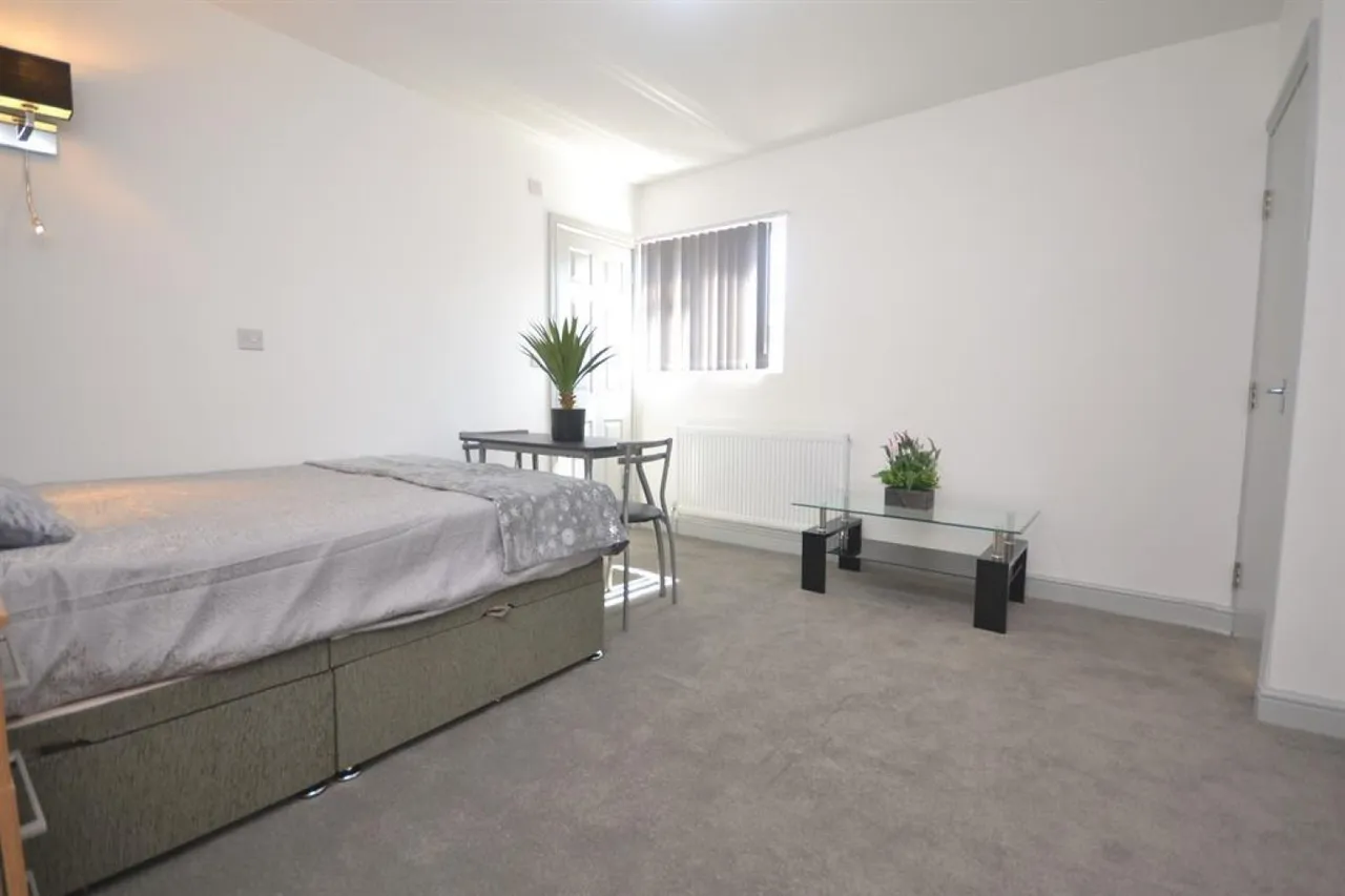 London Road, Reading, RG1, photo 2