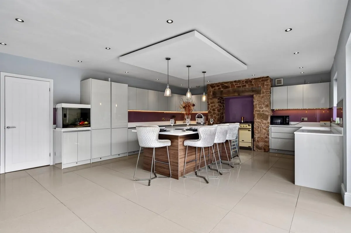 Sketchley Road, Burbage, LE10, photo 9