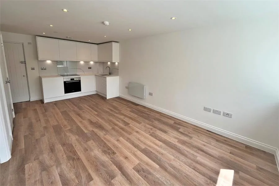 Golden House, Guildford, GU1, photo 2