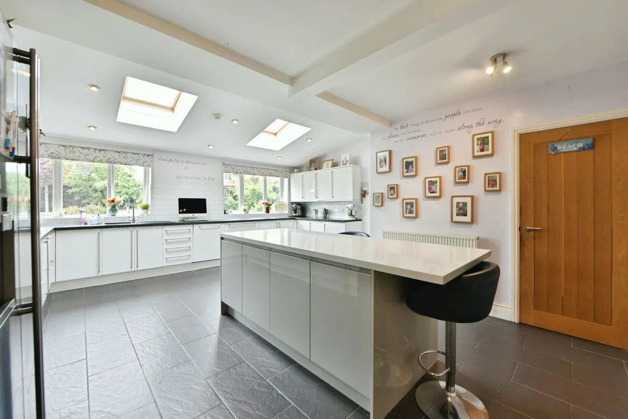 Werneth Road, Woodley, Stockport, Greater Manchester, SK6, photo 3