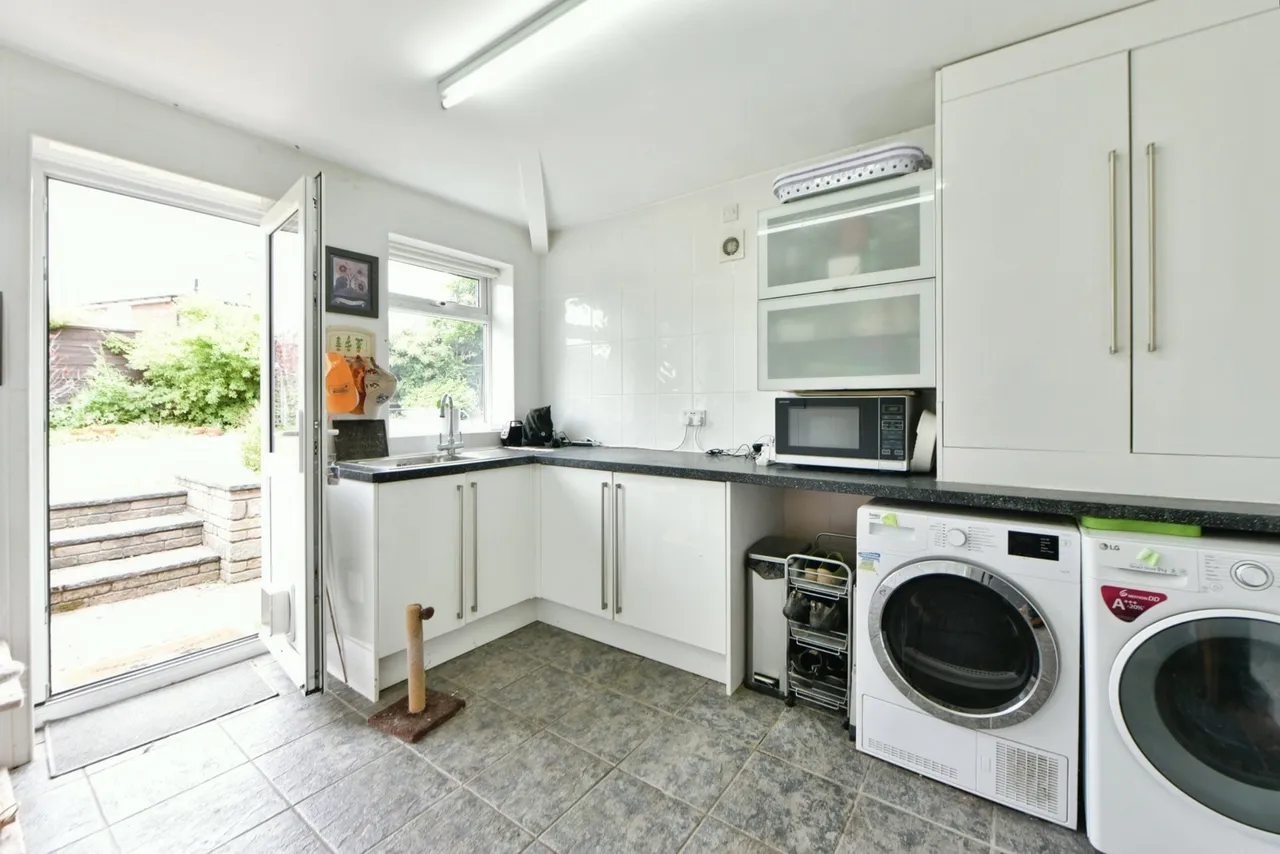 Werneth Road, Woodley, Stockport, Greater Manchester, SK6, photo 10