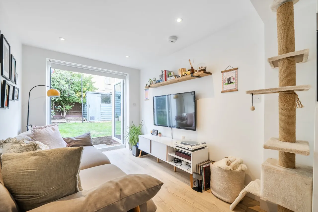 Burford Road, London, SE6, photo 10